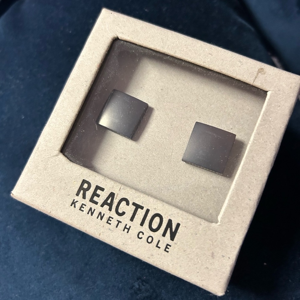 Kenneth Cole Reaction Black Modern Cuff Links